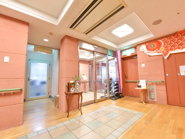 温かみのあるエントランス