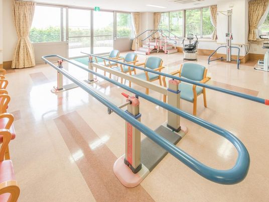 機能訓練室の手すり  