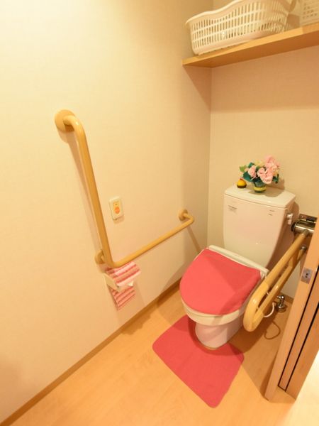 バリアフリーなトイレ空間