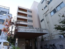 都市型施設の外観