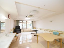 清潔な明るい居室