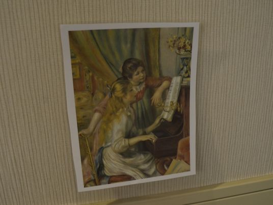 掲示されたアート作品