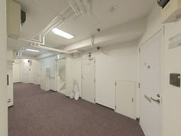 快適な職場の廊下