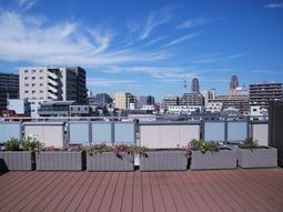 都心の景色のあるテラス