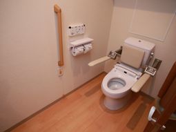 バリアフリートイレ設備