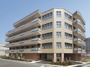 モダンな建物の外観