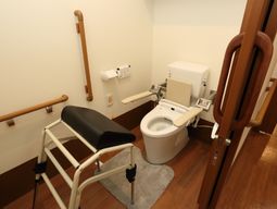 バリアフリートイレ設備