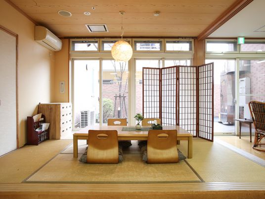 和風の居心地の良い休憩室