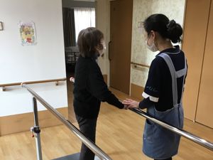 リハビリサポートするスタッフ