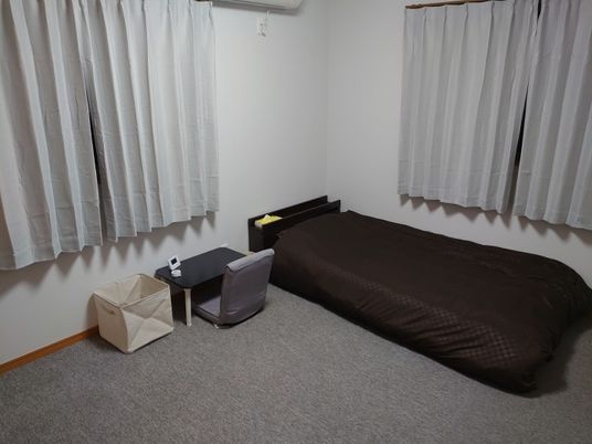 落ち着いた居室  