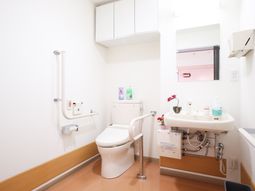 清潔なトイレ設備