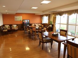 落ち着きのあるダイニングルーム