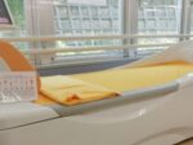 リラックスできる浴室 浴室 自然光が差し込む明るい浴室で、リラックスタイムをお過ごしいただけます。