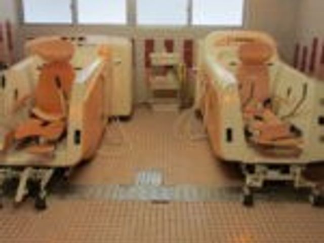 快適な入浴設備　浴室 浴室   ゆったりとしたスペースの快適な入浴設備です。車椅子の方にも安心してご利用いただけます。