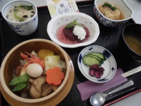 彩り豊かな和食膳