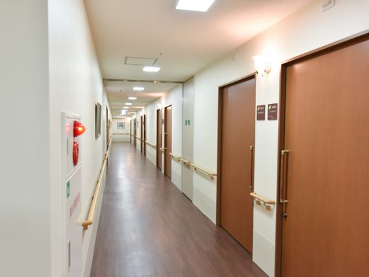 清潔な廊下の風景