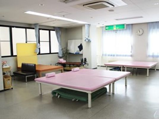 明るい多目的室  
