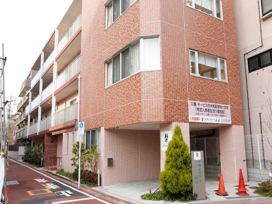 清潔な外観の建物