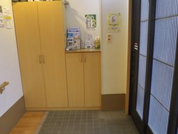収納棚のある廊下