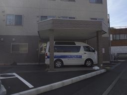 送迎用ワゴンの様子