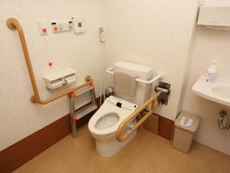 バリアフリー対応のトイレ