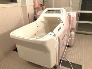 機械式浴槽の浴室  