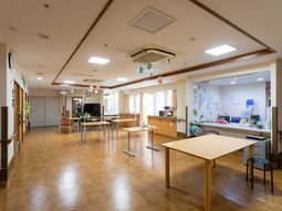広々とした多目的室