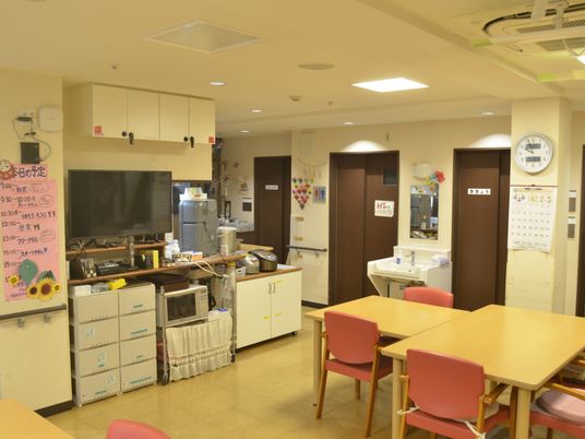 温かい食堂の様子