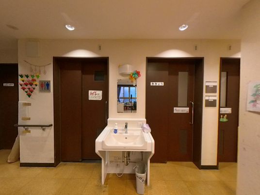 廊下の洗面台