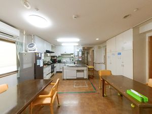 共用キッチンダイニング