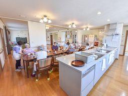 共有ダイニングスペース