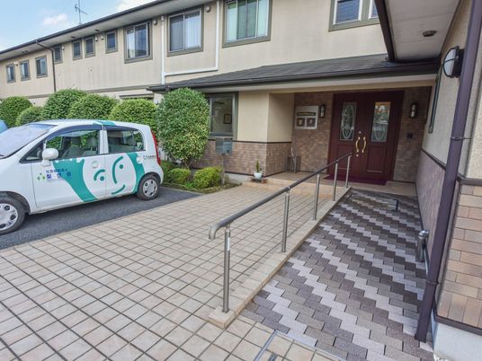 施設のエントランス風景