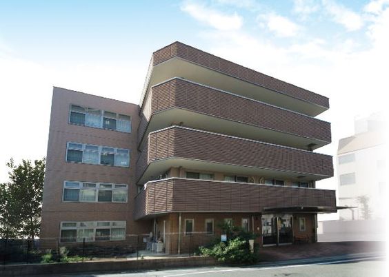 四階建て外観