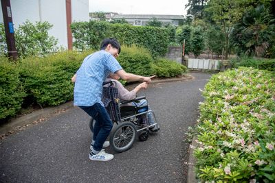 車椅子の介助