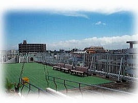 屋上の開放的なテラス  