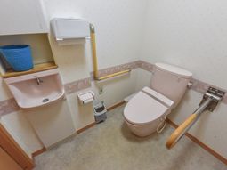 バリアフリー対応の洗面所