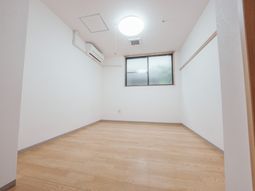 木製床の居室
