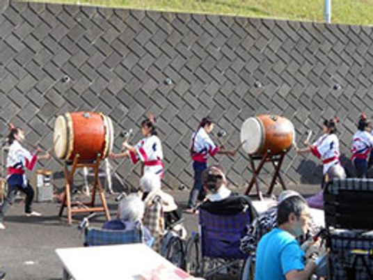和太鼓の演奏会中庭