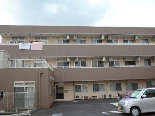 多階建ての外観