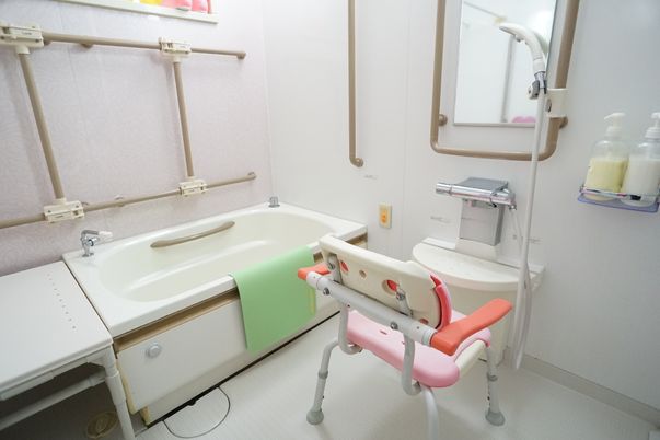 バリアフリー浴室設備