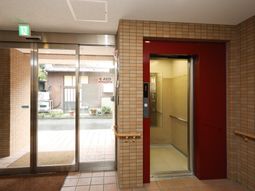 エレベーター横の風景