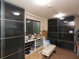 整頓された玄関スペース