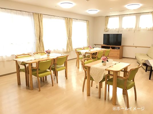 清潔感のある広々食堂