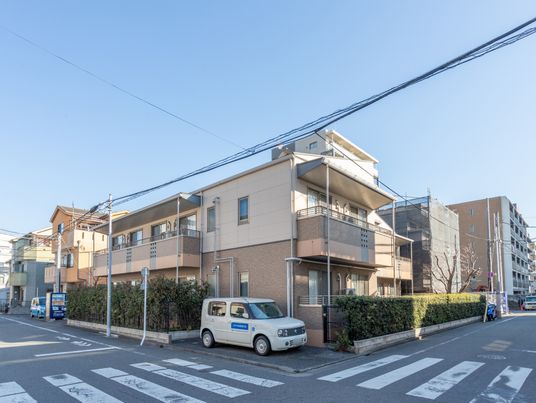 穏やかな佇まいの外観