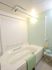 サムネイル 浴室には、壁に手すりを設置