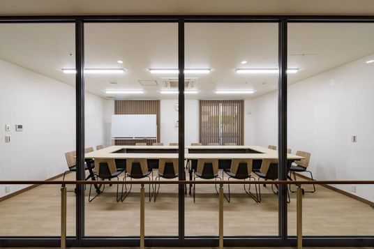 広い会議室