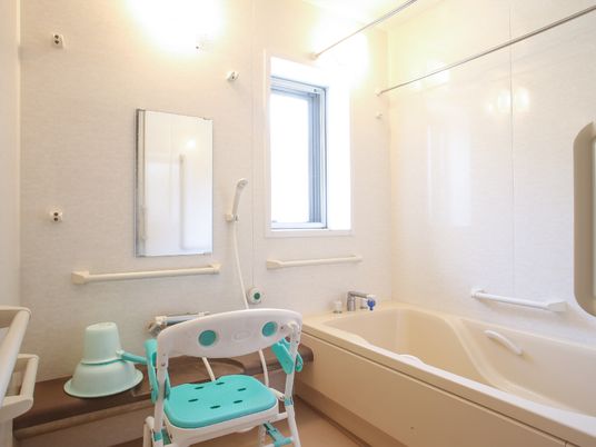 バリアフリー浴室設備