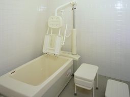 バリアフリー浴室設備