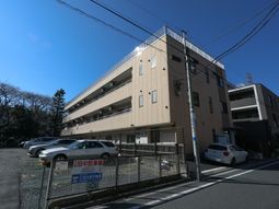 都市型建物の外観