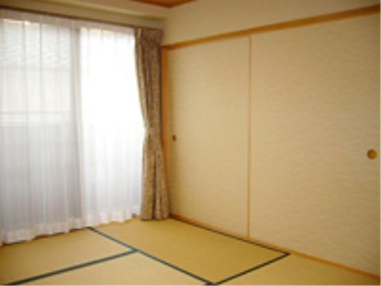 ゆったり和室の居室